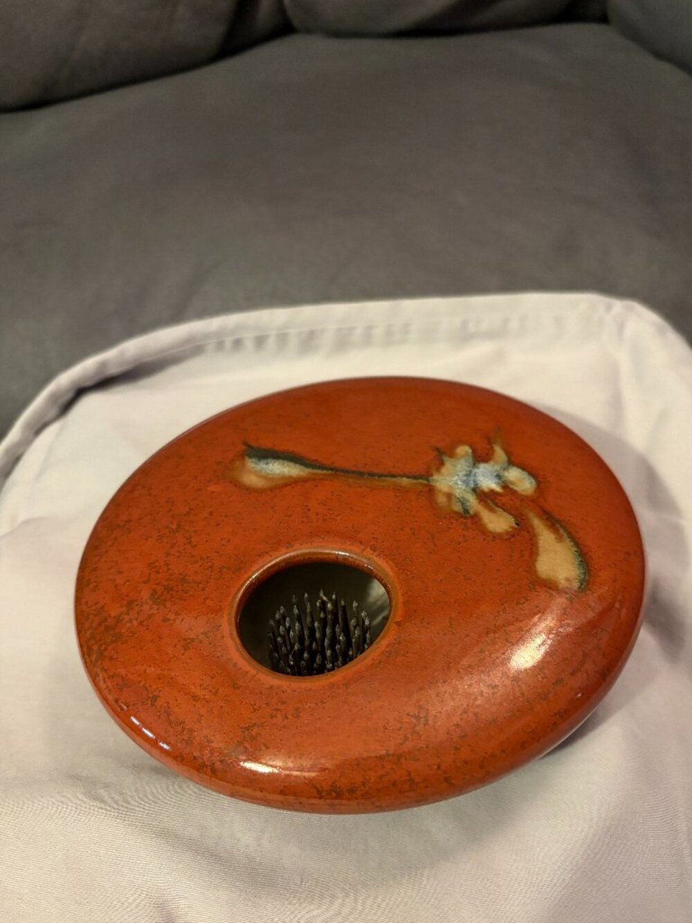 2010 Signed Georgetown Art Pottery Red Glaze Ikebana Vase W/Flower Frog-6"D-EUC